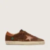 Super-Star LTD para hombre en ante marrón con estrella de piel rojo ladrillo y bordado con abalorios verdes