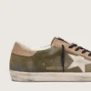 Super-Star LTD para hombre en ante verde oliva con estrella bordada en color crema
