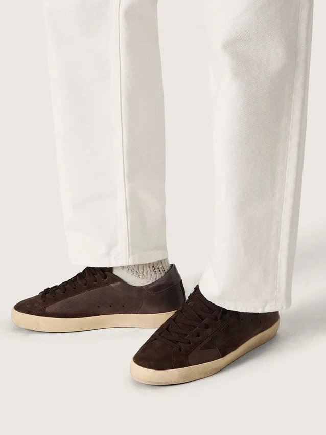 Super-Star LTD para hombre en nubuck marrón con estrella de ante y lengüeta del talón de piel morada
