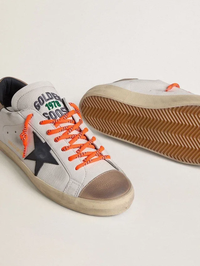 Super-Star LTD para hombre en piel con estrella de piel negra y lengüeta del talón de piel beige