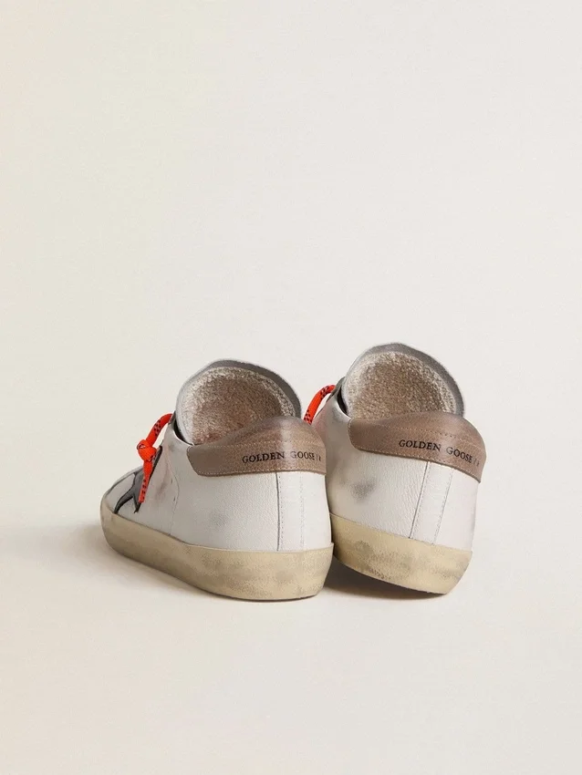 Super-Star LTD para hombre en piel con estrella de piel negra y lengüeta del talón de piel beige