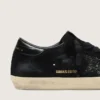 Super-Star LTD para mujer en ante negro con estrella negra brillante y lengüeta del talón de piel negra
