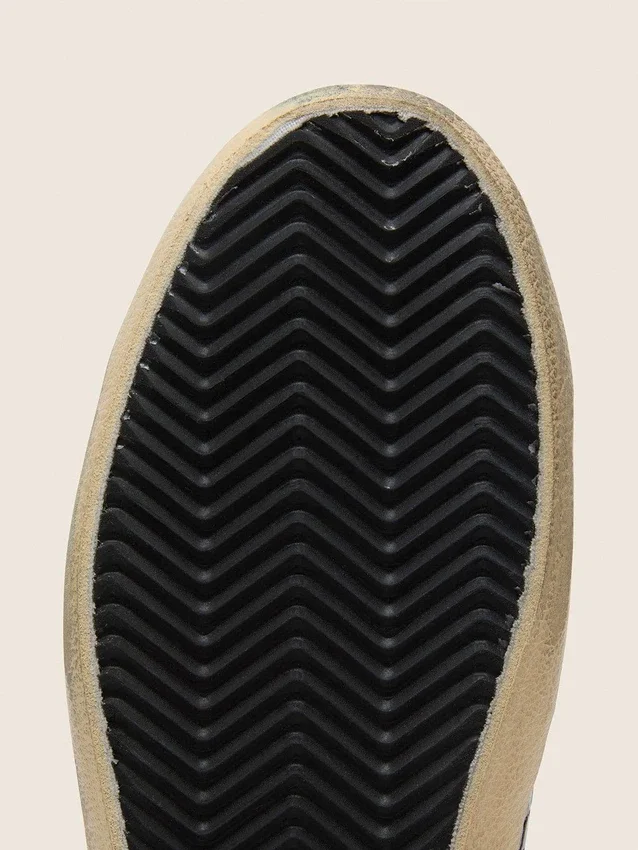 Super-Star LTD para mujer en piel negra con estampado de cocodrilo, estrella de ante negro y lengüeta del talón