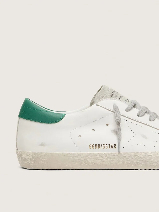 Super-Star para hombre con estrella perforada y lengüeta del talón verde