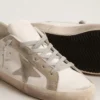 Super-Star para hombre con estrella y lengüeta del talón de ante gris