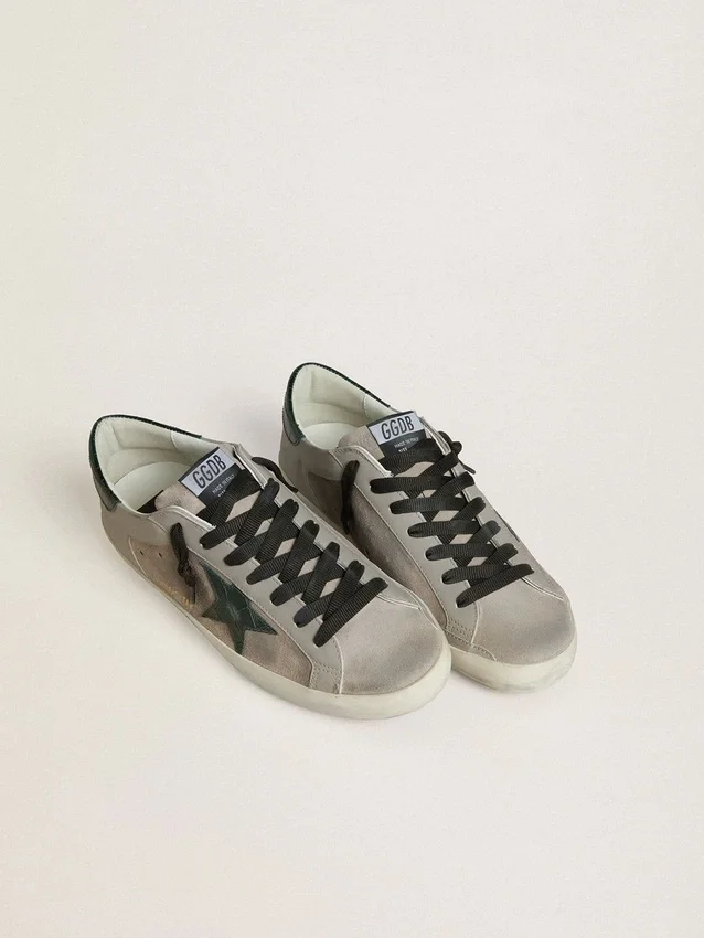 Super-Star para hombre en napa y ante con estrella de piel verde con estampado de cocodrilo