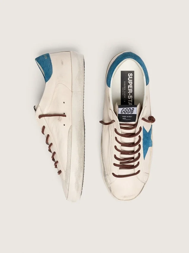 Super-Star para hombre en piel blanca con estrella de ante turquesa