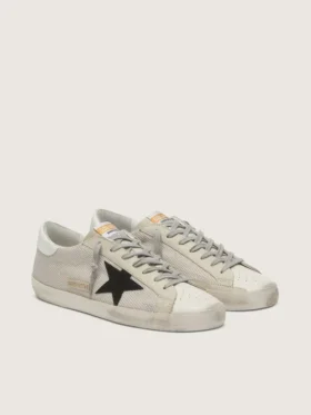 Super-Star para hombre en piel con estrella negra