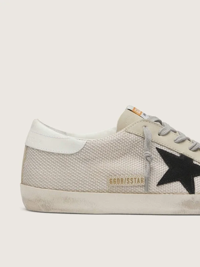 Super-Star para hombre en piel con estrella negra