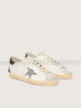 Super-Star para mujer con estrella plateada brillante y lengüeta del talón marrón brillante