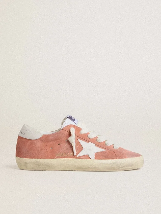 Super-Star para mujer en ante color coral con estrella y lengüeta del talón de piel blanca