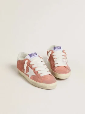 Super-Star para mujer en ante color coral con estrella y lengüeta del talón de piel blanca