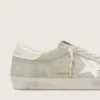 Super-Star para mujer en ante gris claro con estrella de piel blanca