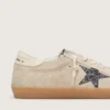 Super-Star para mujer en ante gris hielo con estrella plateada brillante y lengüeta de cuero en el talón