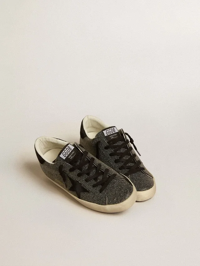 Super-Star para mujer en cristales Swarovski negros con estrella de ante negro