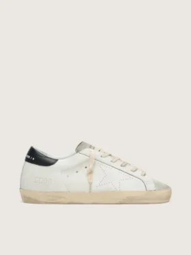 Super-Star para hombre en piel blanca con estrella perforada