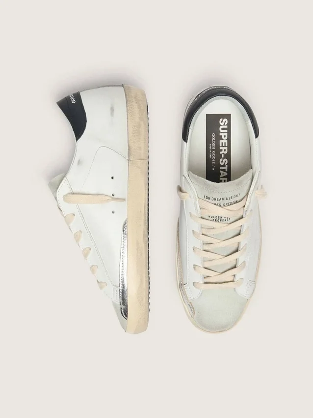 Super-Star para mujer en piel blanca con estrella perforada