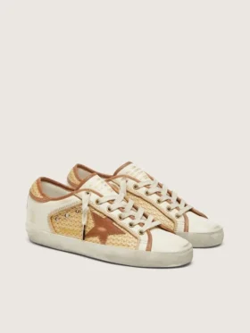 Super-Star para mujer en piel blanca y rafia con estrella e inserciones en rojo ladrillo