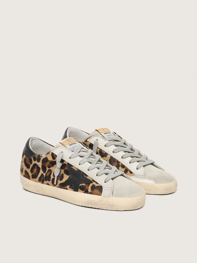 Super-Star para mujer en piel con estampado de leopardo