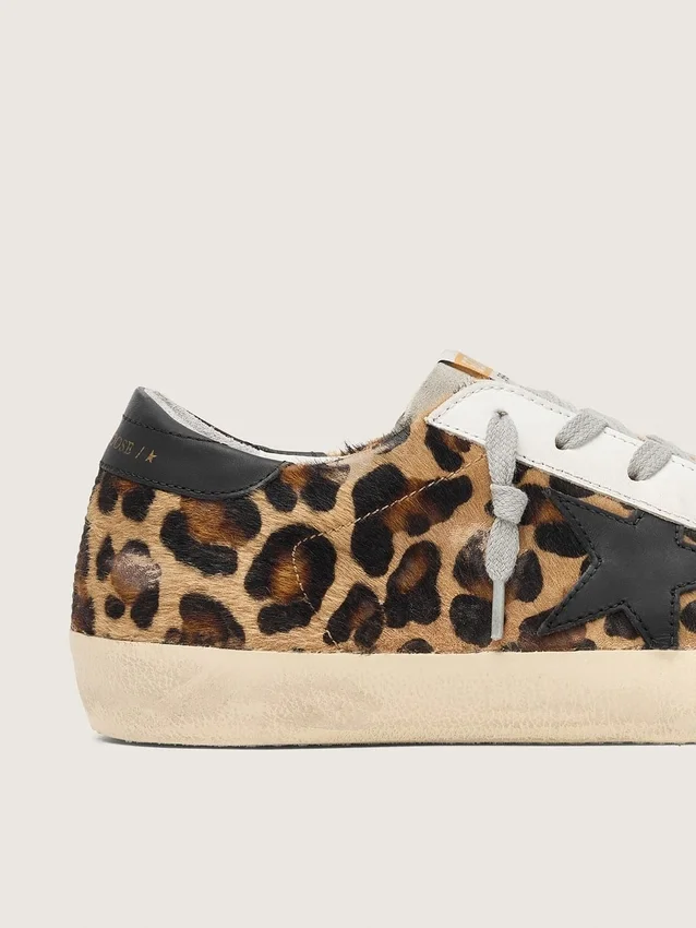 Super-Star para mujer en piel con estampado de leopardo