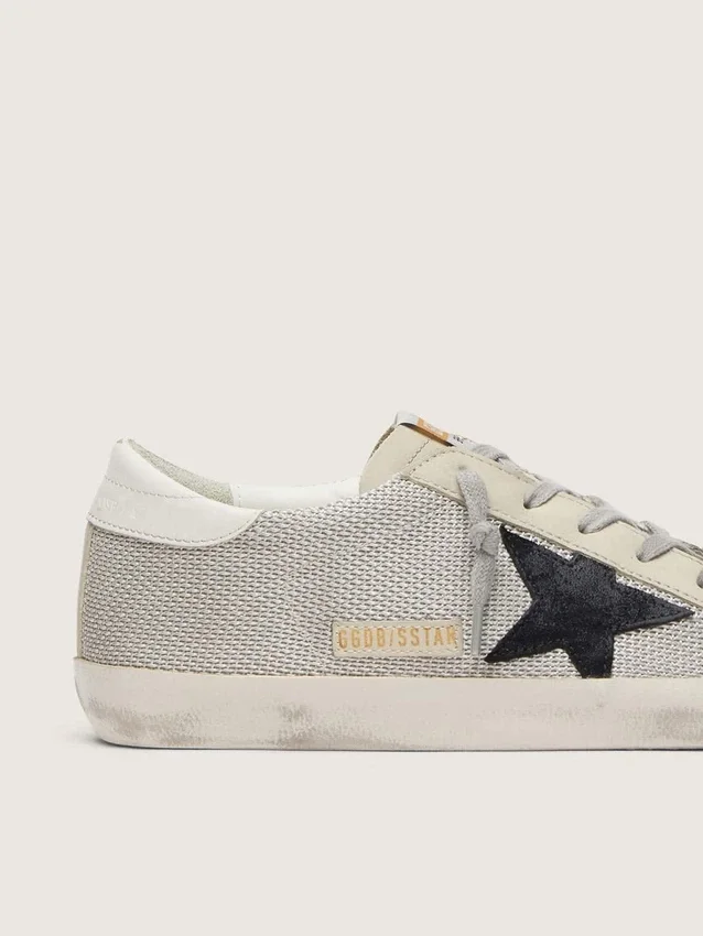 Super-Star para mujer en piel con estrella negra