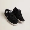Super-Star para mujer en piel de potro negra con cristales Swarovski negros y estrella de ante negro