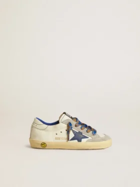Super-Star Young con estrella de cuero azul e inserciones de ante gris hielo