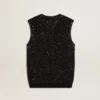 Top de punto de malla negro con lentejuelas y detalles en contraste