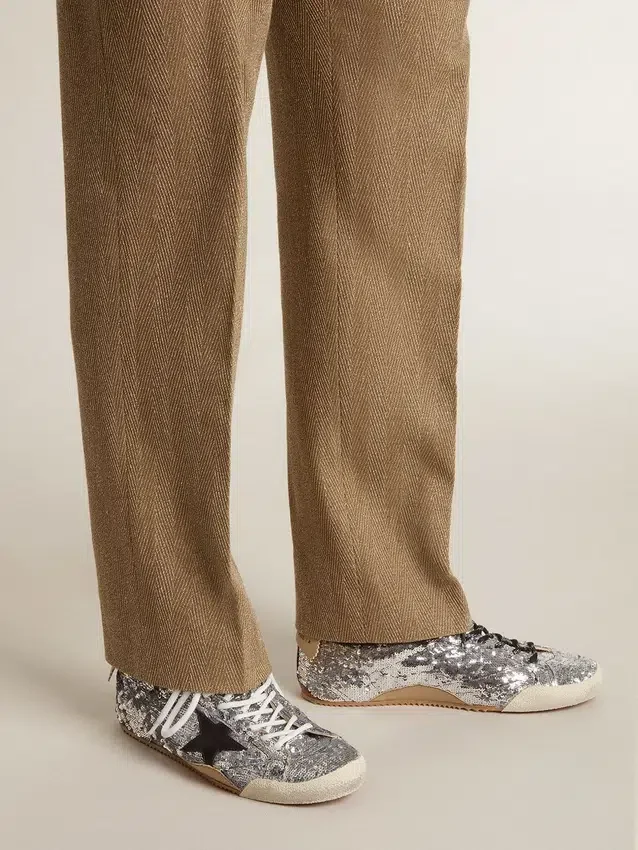 True-Star para hombre con lentejuelas plateadas, estrella negra y lengüeta de talón de piel plateada