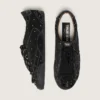 True-Star para hombre en ante negro con cristales Swarovski y estrella de cuero negro
