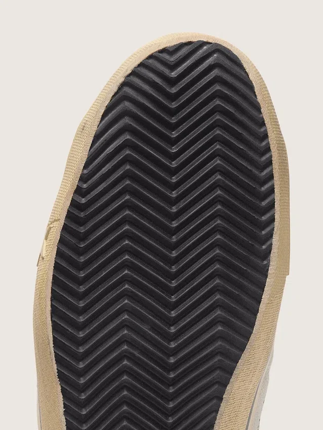 V-Star para hombre con estrella de ante negro y letras bordadas