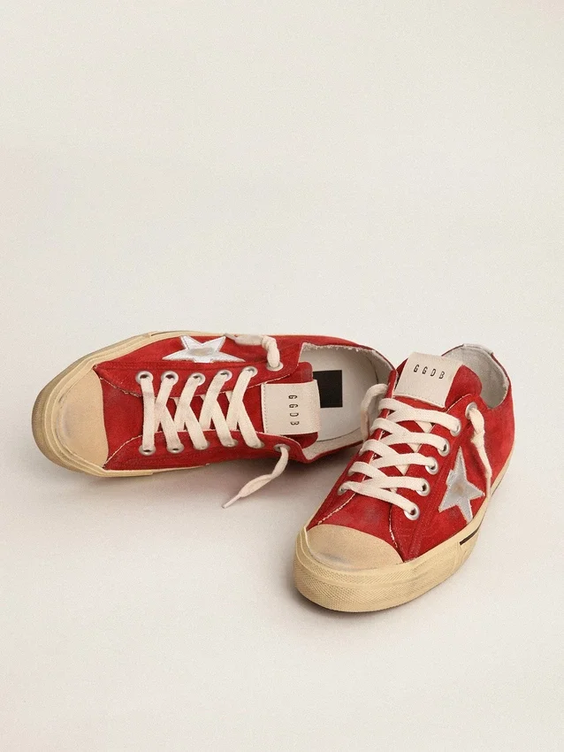 V-Star para hombre en ante rojo oscuro con estrella plateada y lengüeta en el talón