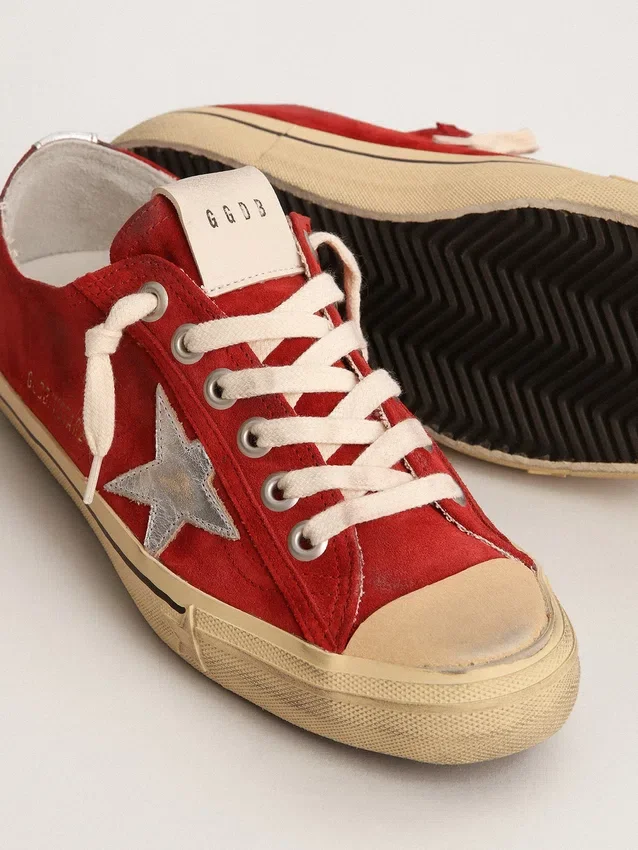 V-Star para hombre en ante rojo oscuro con estrella plateada y lengüeta en el talón