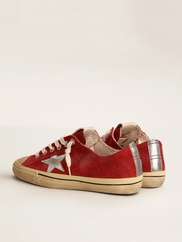 V-Star para hombre en ante rojo oscuro con estrella plateada y lengüeta en el talón