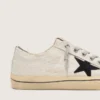 V-Star para mujer con estrella de ante negro y letras bordadas