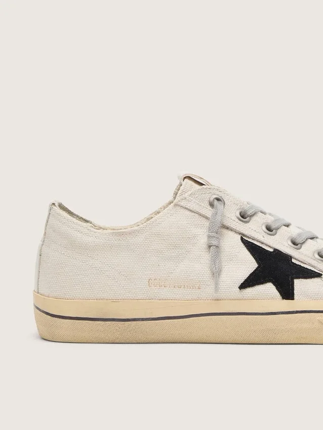 V-Star para mujer con estrella de ante negro y letras bordadas