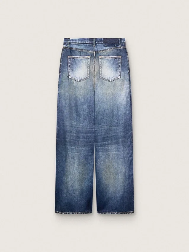 Vaqueros «boyfriend» de mujer en denim azul con estampado de archivo