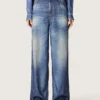 Vaqueros «boyfriend» de mujer en denim azul con estampado de archivo