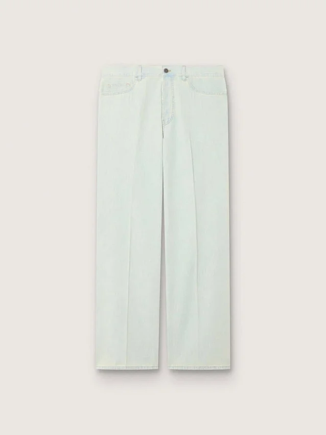 Vaqueros de hombre en denim azul claro