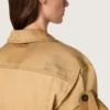 Vestido safari de mujer en algodón beige y verde militar con bolsillos maxi