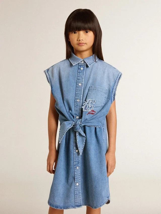 Vestido vaquero para niñas con lazo delantero y bordados