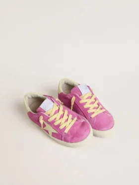 Young Super-Star en ante rosa con estrella y lengüeta del talón en amarillo claro