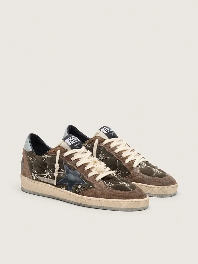Zapatillas Ball Star LAB para mujer en terciopelo matelassé marrón con pedrería y estrella de piel negra