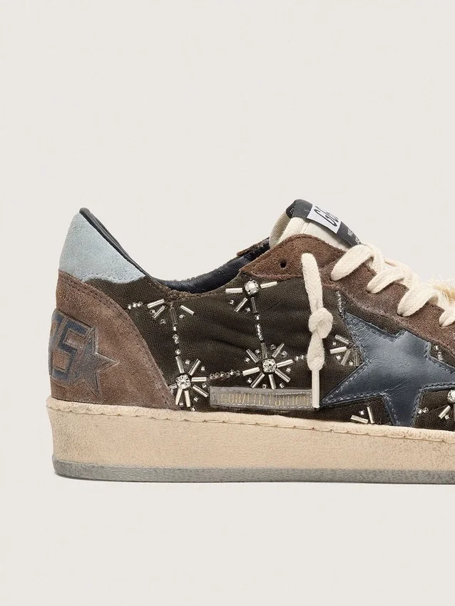 Zapatillas Ball Star LAB para mujer en terciopelo matelassé marrón con pedrería y estrella de piel negra