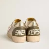 Zapatillas Ball Star LTD para hombre con estrella de ante beige y lengüeta del talón de piel laminada en platino