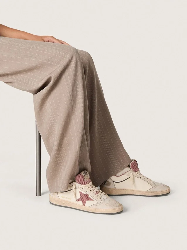 Zapatillas Ball Star LTD para mujer en piel beige con estrella de malla rosa y lengüeta del talón de piel azul