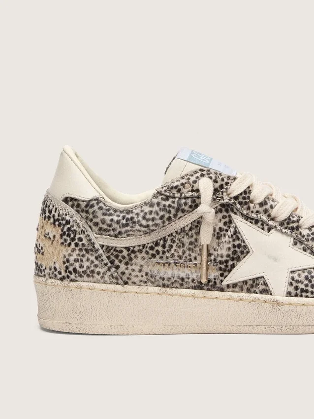 Zapatillas Ball Star LTD para mujer en piel de potro con estampado de leopardo y estrella de piel color crema