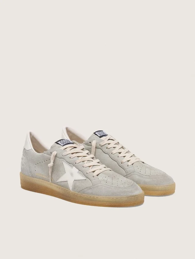 Zapatillas Ball Star para hombre en ante gris claro con estrella de piel blanca