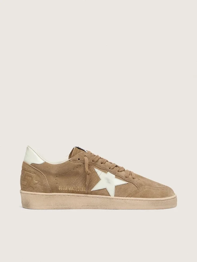 Zapatillas «Ball Star» para hombre en ante marrón con estrella de piel blanca