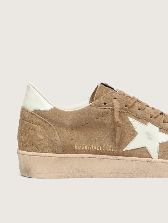 Zapatillas «Ball Star» para hombre en ante marrón con estrella de piel blanca